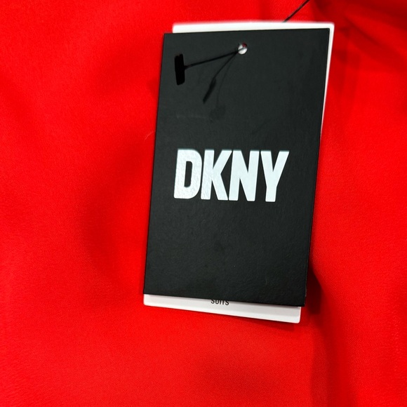 🛑 Gifted / Not for sale 🛑 DKNY Ruched Long Sleeve Red Dressy Blouse NWT Medium - Picture 4 of 9
